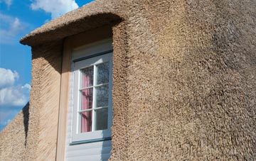 Stone In Oxney thatch roof disadvantages